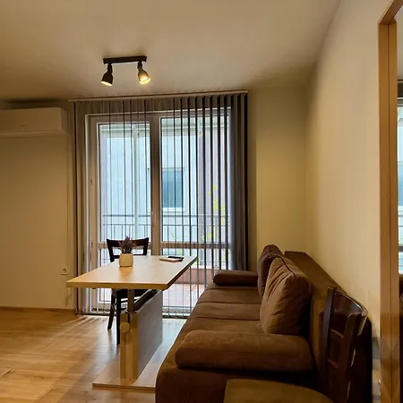 شقة Bright 1br With Large Terrace In صوفيا