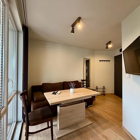 Bright 1br With Large Terrace In 公寓 *