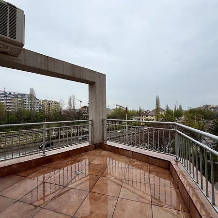 公寓 Bright 1br With Large Terrace In 索菲亞